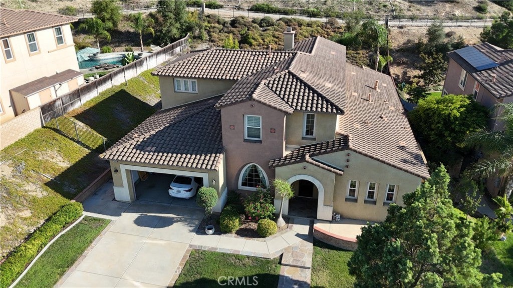 16861 Ridge Cliff