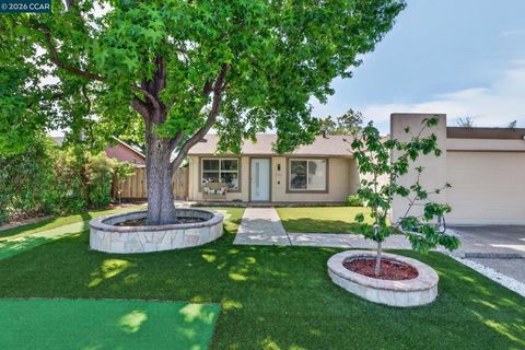 Photo of 1513 Rue Avati, San Jose, CA 95131 (MLS # 41131275)