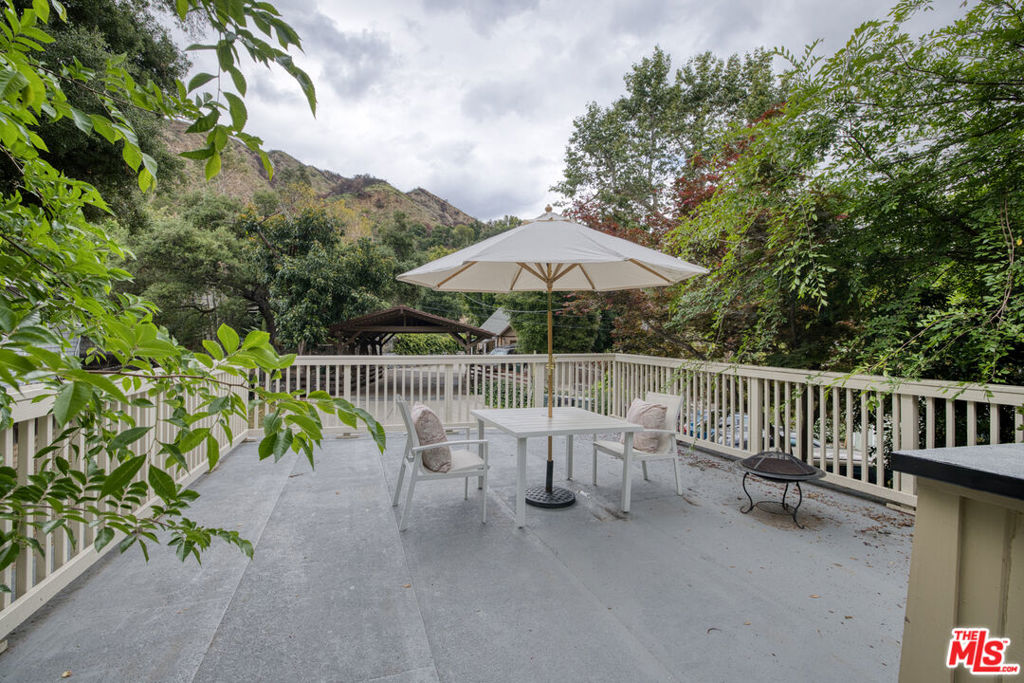 655 Brookside Lane