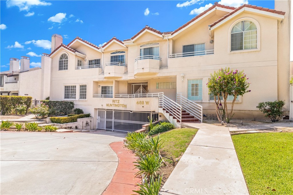 468 W Huntington Drive 4