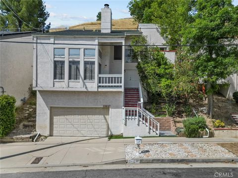 Photo of 22647 Margarita Drive, Woodland Hills, CA 91364 (MLS # SR26093992)