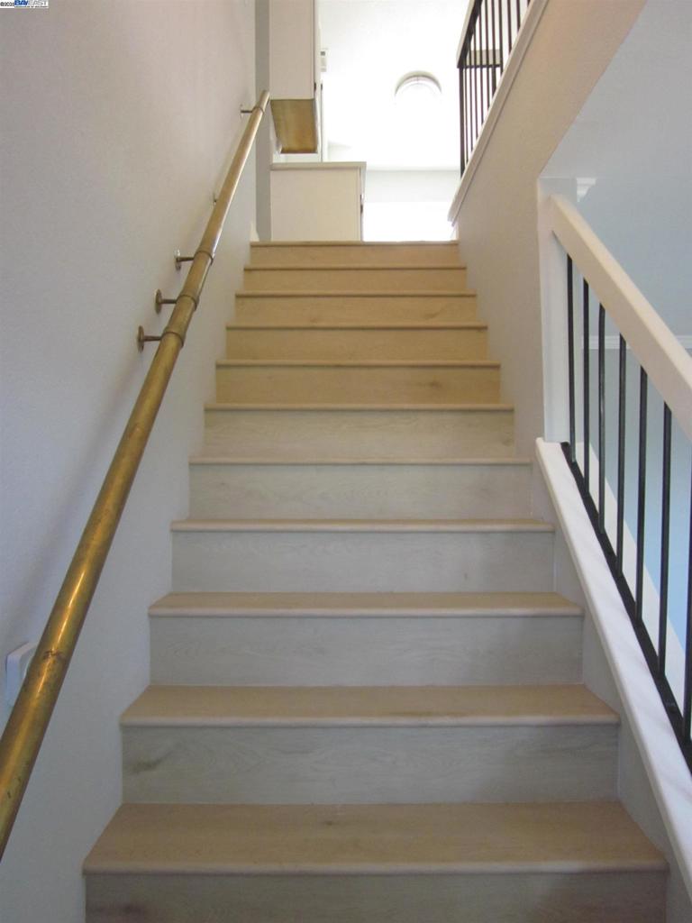 FAIRVIEW HILLS - Residential