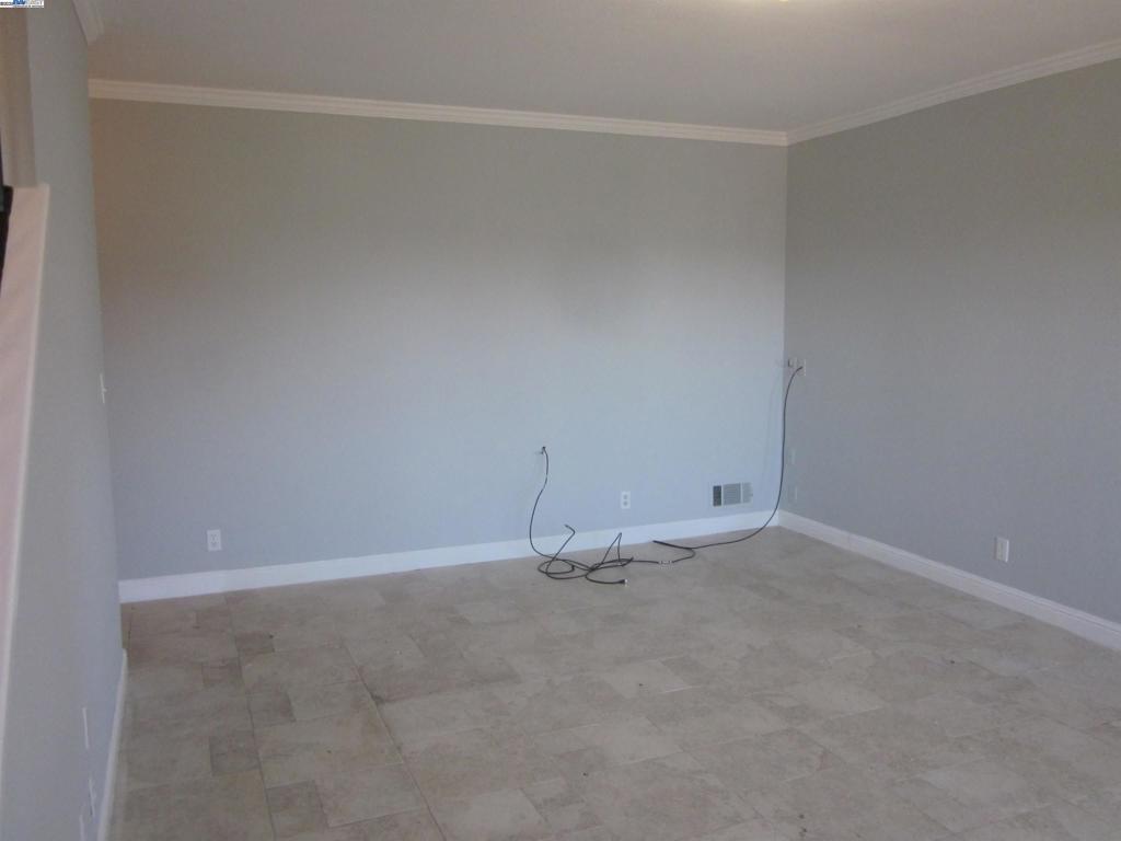 FAIRVIEW HILLS - Residential