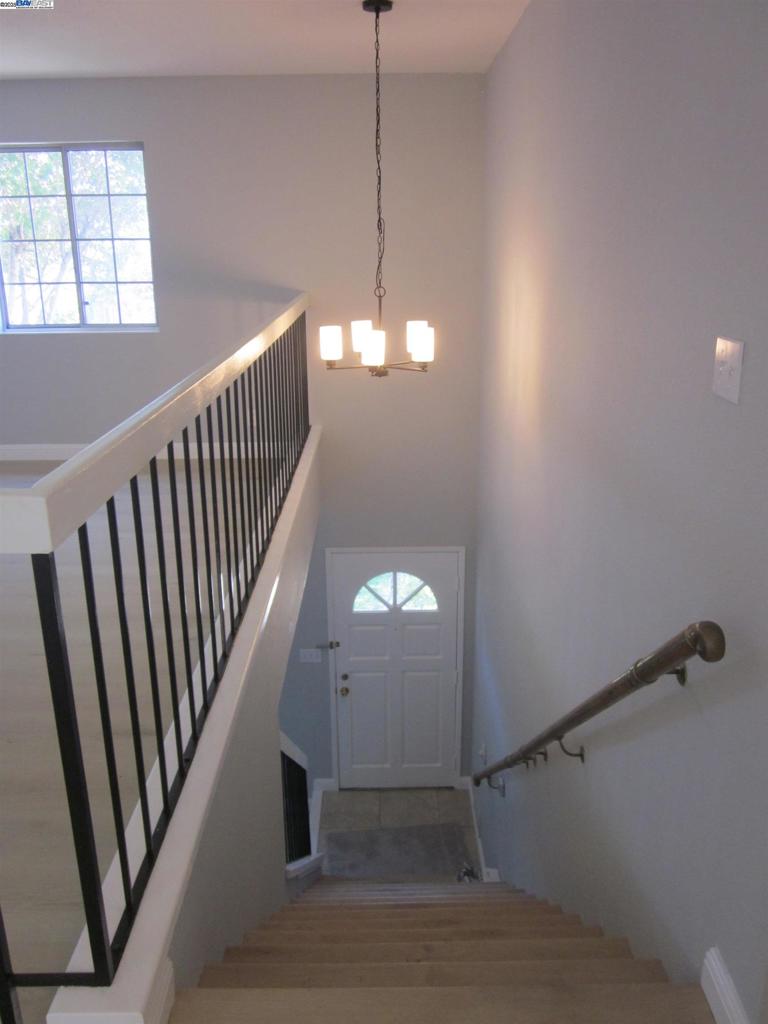 FAIRVIEW HILLS - Residential