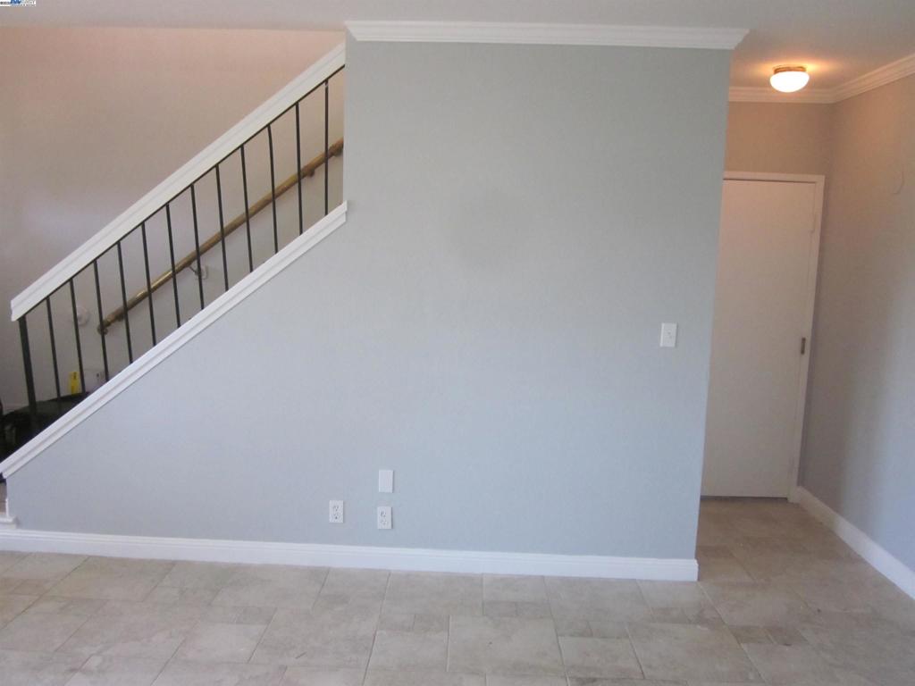 FAIRVIEW HILLS - Residential