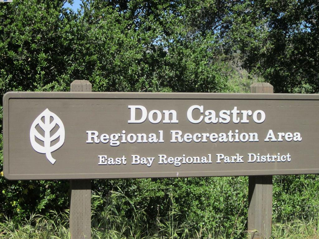 FAIRVIEW HILLS - Residential