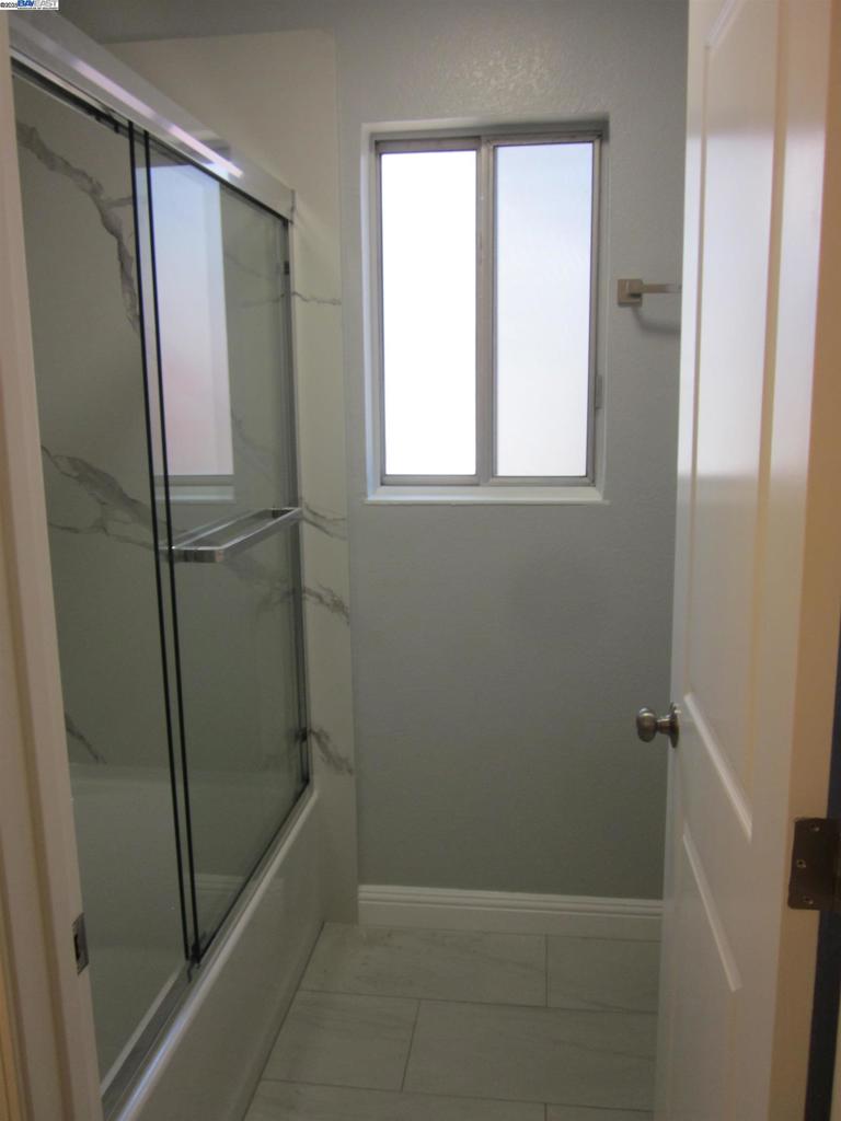 FAIRVIEW HILLS - Residential