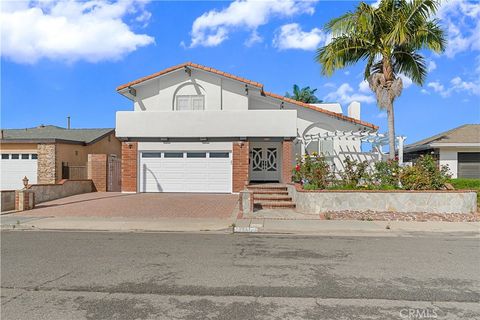 Photo of 19251 Worchester Lane, Huntington Beach, CA 92646 (MLS # PW26103753)