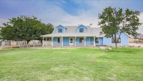 Photo of 7806 E Avenue U, Littlerock, CA 93543 (MLS # SR26173039)