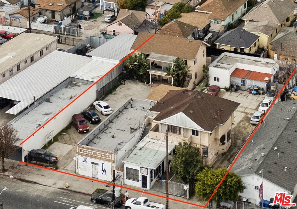 4441 Avalon Boulevard