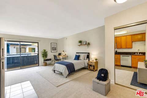 Photo of 10982 Roebling Avenue #522, Los Angeles, CA 90024 (MLS # 26863369)