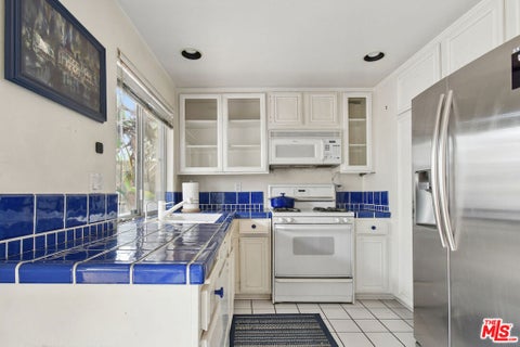 Tiny photo for 223 Green Heath Place, Thousand Oaks, CA 91361 (MLS # 26856041)
