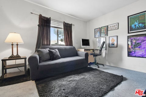 Tiny photo for 223 Green Heath Place, Thousand Oaks, CA 91361 (MLS # 26856041)