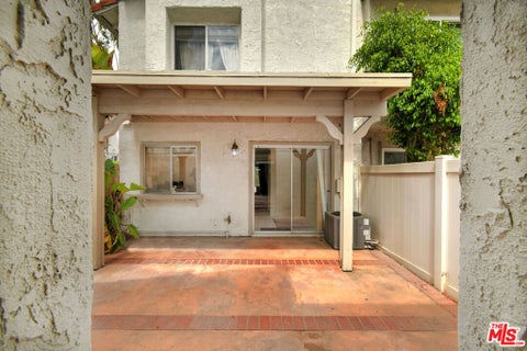 Tiny photo for 223 Green Heath Place, Thousand Oaks, CA 91361 (MLS # 26856041)
