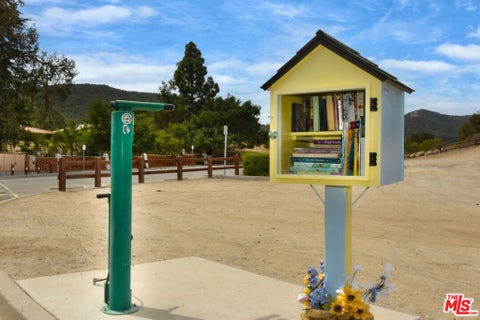Tiny photo for 223 Green Heath Place, Thousand Oaks, CA 91361 (MLS # 26856041)
