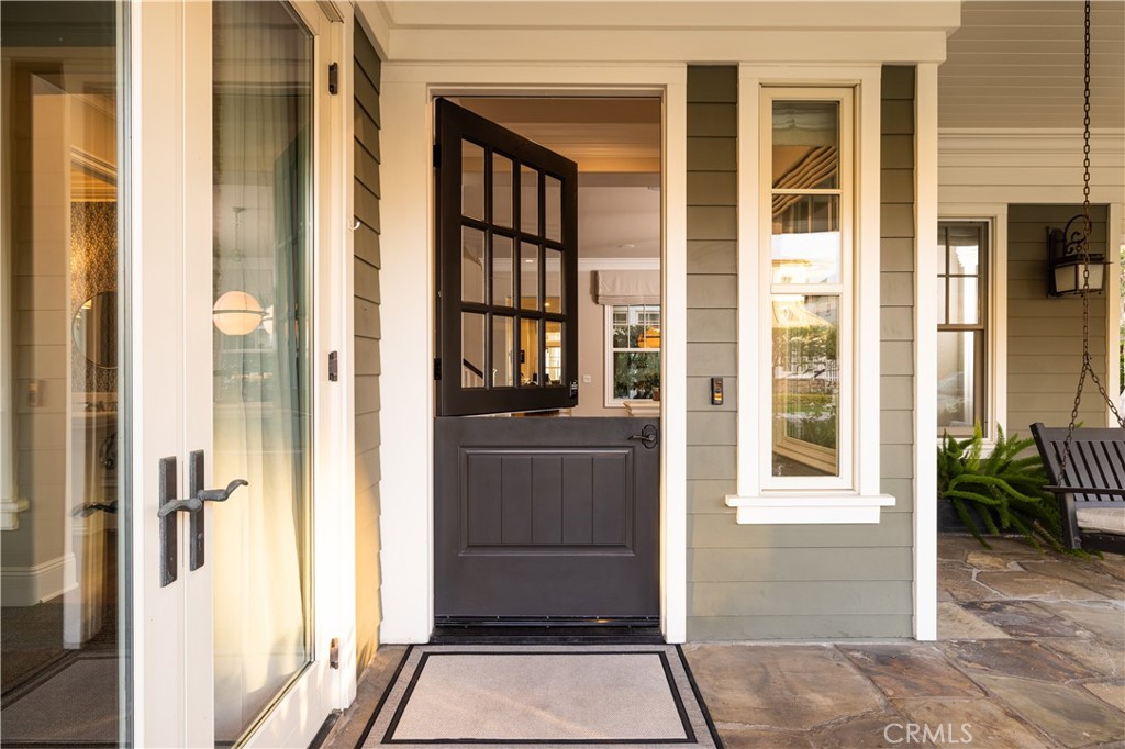 4492 Oceanridge Drive