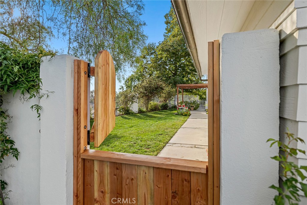 3 Red Rock Lane