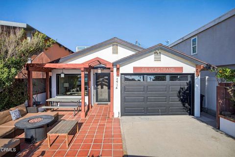 Tiny photo for 2916 Lakeshore Court, Oxnard, CA 93035 (MLS # V1-34431)
