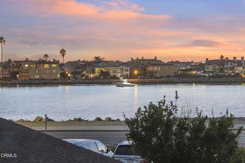 Tiny photo for 2916 Lakeshore Court, Oxnard, CA 93035 (MLS # V1-34431)
