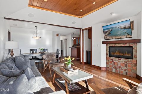 Tiny photo for 2916 Lakeshore Court, Oxnard, CA 93035 (MLS # V1-34431)