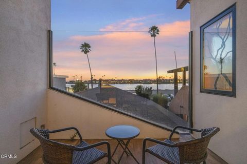 Tiny photo for 2916 Lakeshore Court, Oxnard, CA 93035 (MLS # V1-34431)