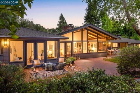 Photo of 1125 Glen Rd RD, Lafayette, CA 94549 (MLS # 41135915)