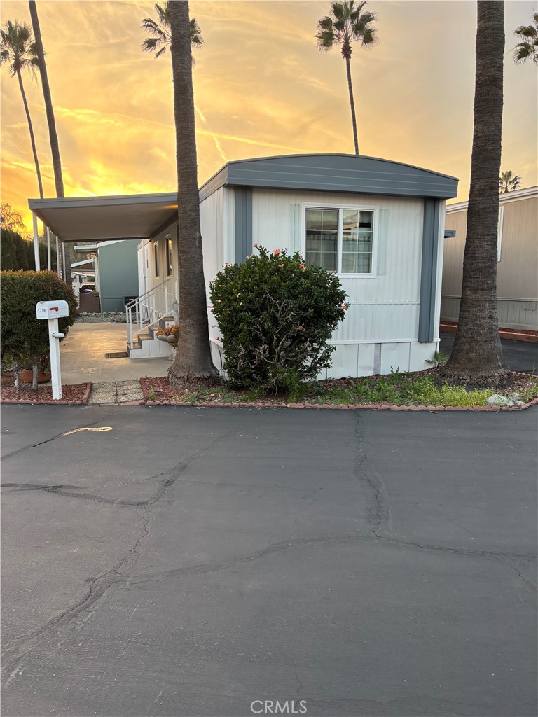 1565 W Arrow Highway C10