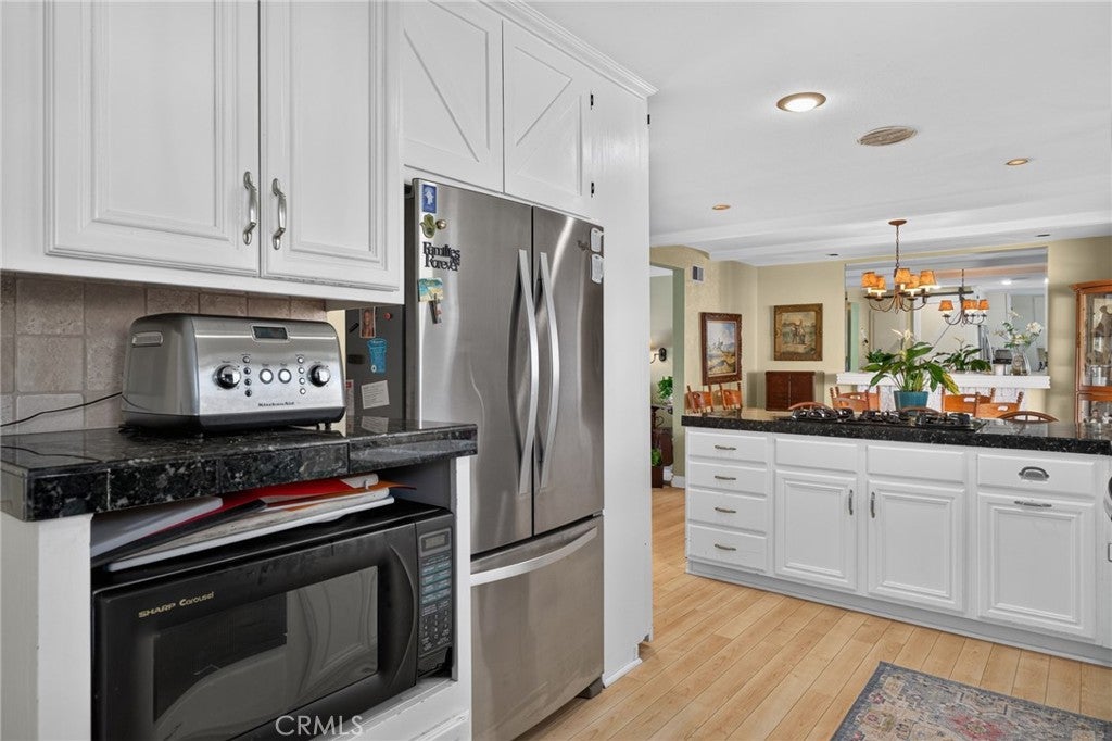 16281 Saratoga Lane, Huntington Beach CA 92649 - Photo 18