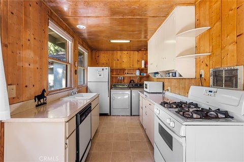 Tiny photo for 25455 Tahquitz Rd, Idyllwild, CA 92549 (MLS # IV26198415)