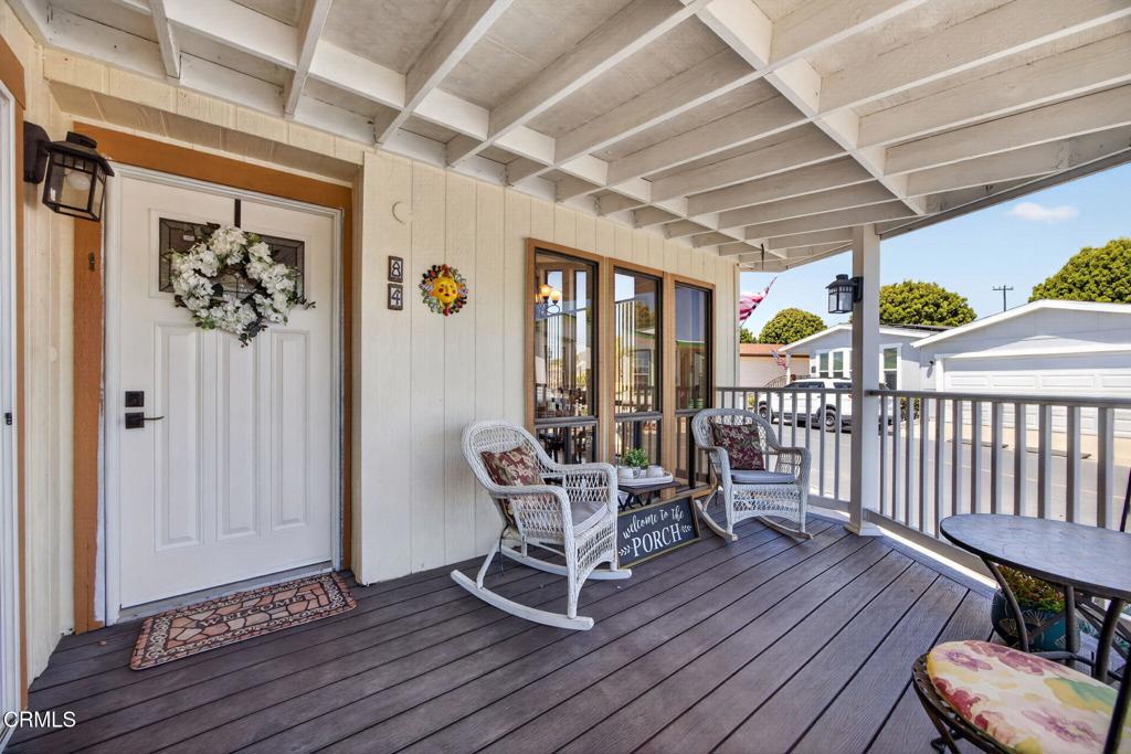 84 Poinsettia Gardens Drive