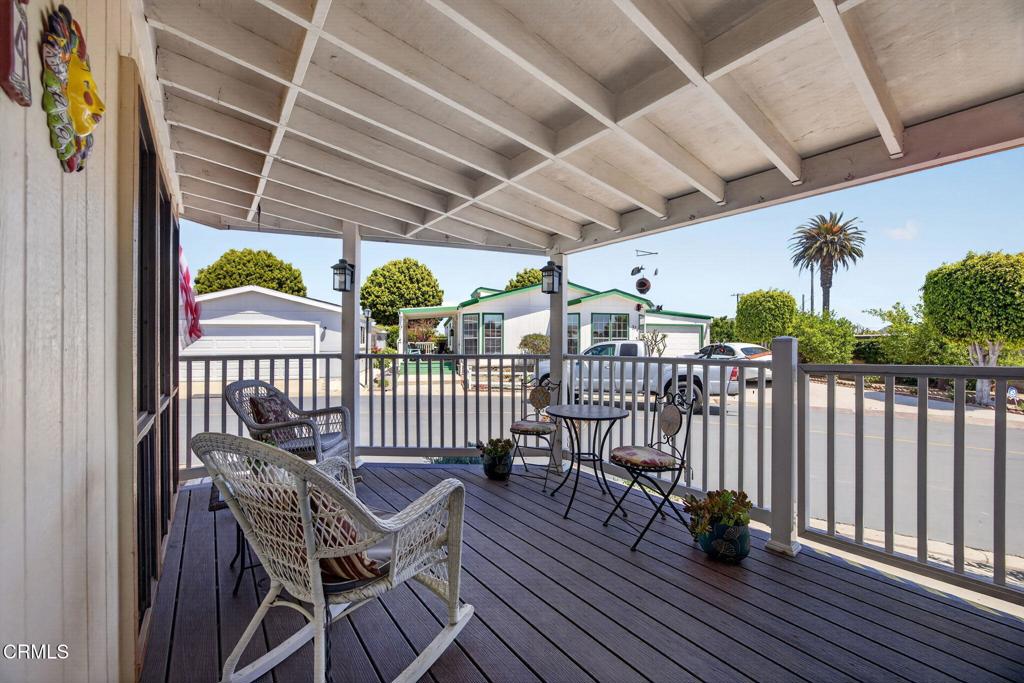 84 Poinsettia Gardens Drive