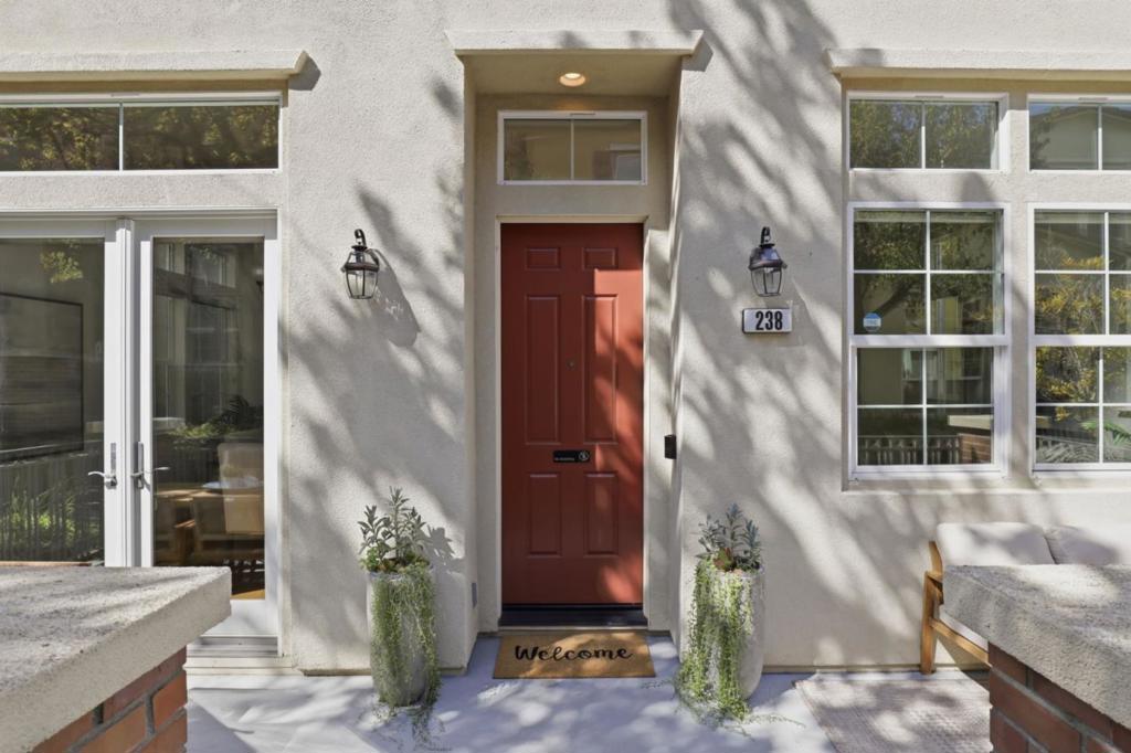 238 Monte Vista