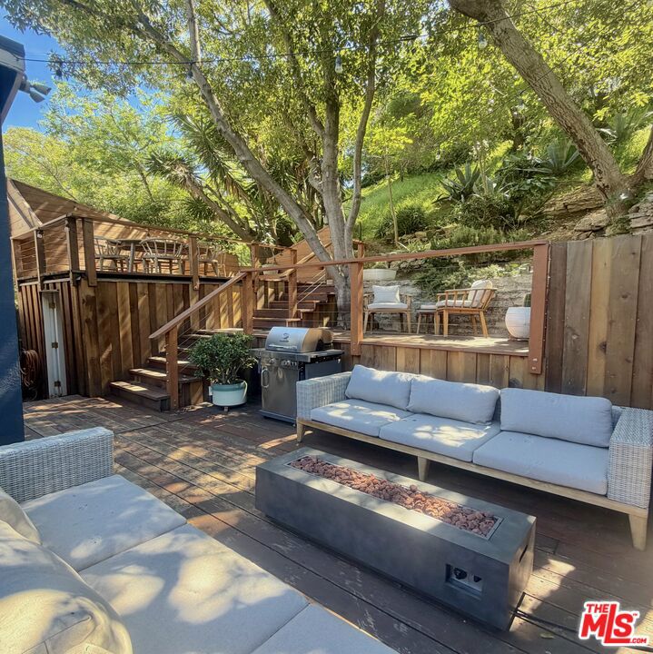 8460 Kirkwood Drive