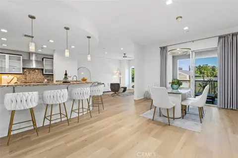 21 Gramercy Unit 220, Irvine, CA 92612 - MLS#: OC26120911