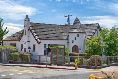 Tiny photo for 1503 King Street, Santa Cruz, CA 95060 (MLS # ML82054843)