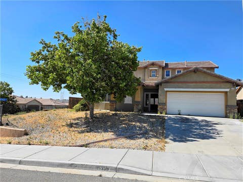 Photo of 15338 Baxter Street, Victorville, CA 92394 (MLS # OC26182440)