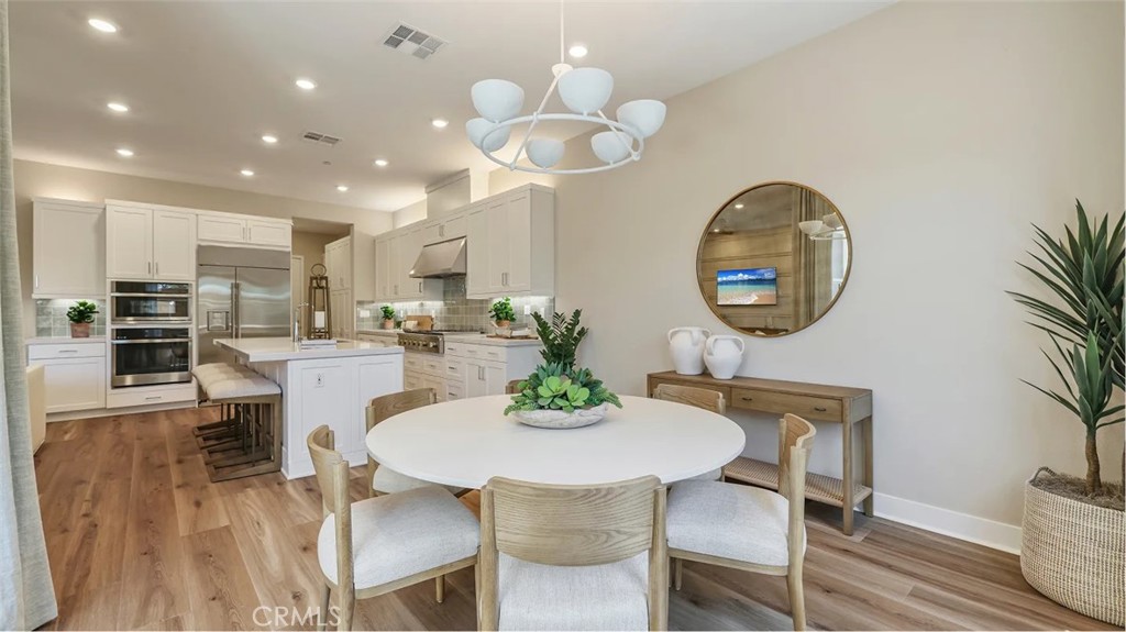 1545 Snowberry Place