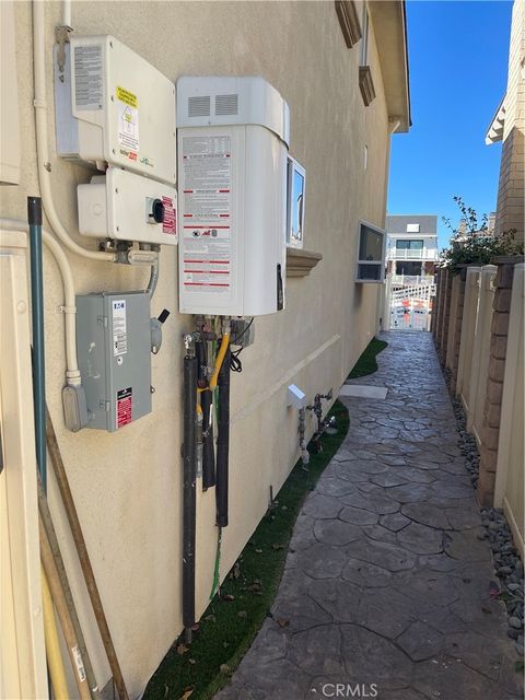 Tiny photo for 2355 Peninsula Rd, Oxnard, CA 93035 (MLS # SR25243118)