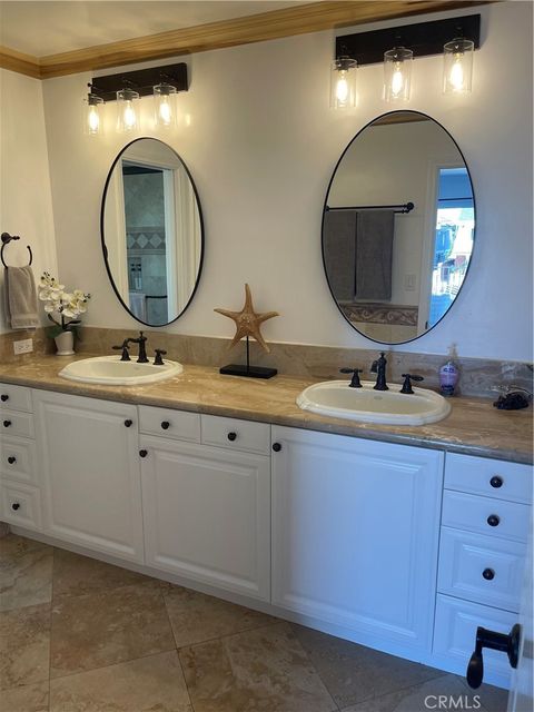 Tiny photo for 2355 Peninsula Rd, Oxnard, CA 93035 (MLS # SR25243118)