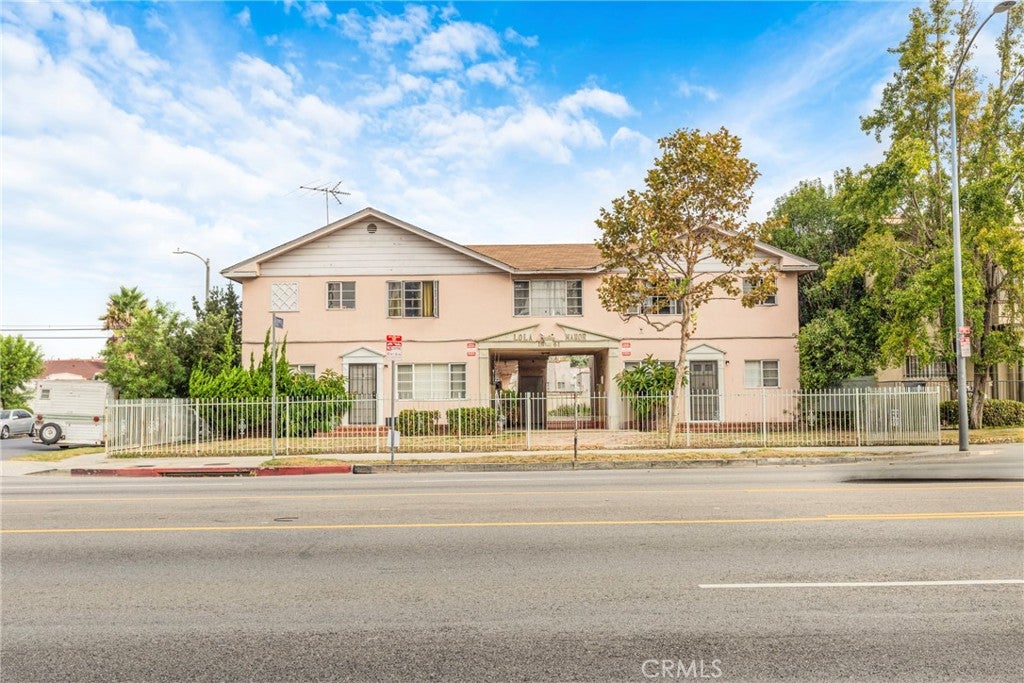 1861 W Martin Luther King Jr Boulevard