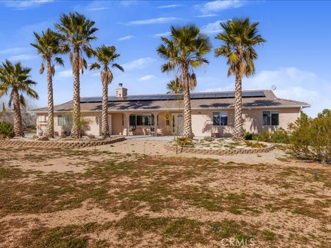 Photo of 60208 Aberdeen Dr, Joshua Tree, CA 92252 (MLS # JT26023032)