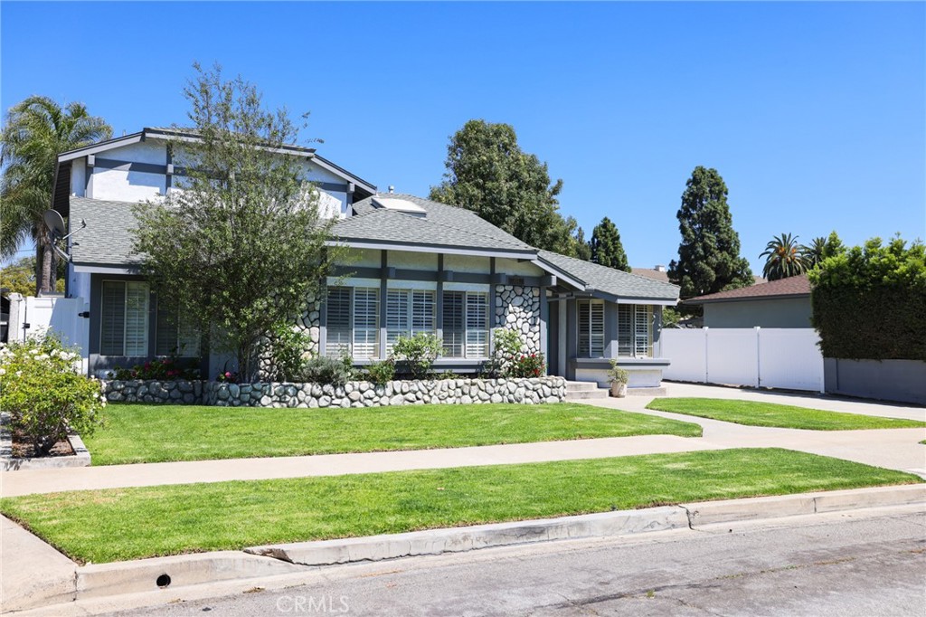 633 N Orange Street