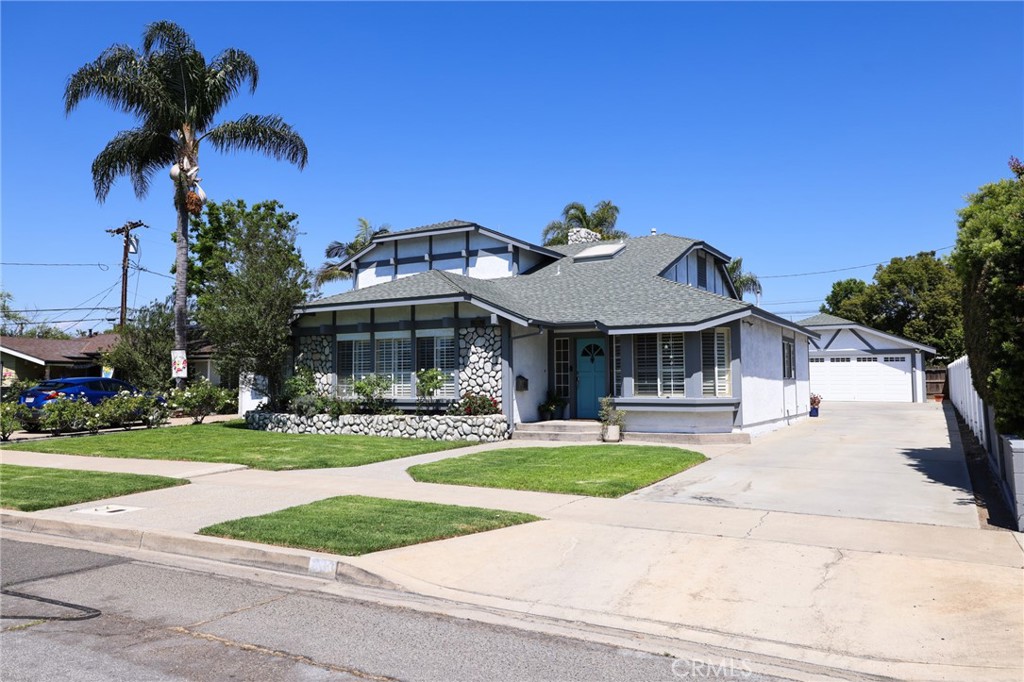 633 N Orange Street