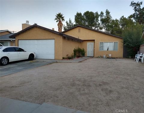 Photo of 44436 Watford AVE, Lancaster, CA 93535 (MLS # SR26101481)