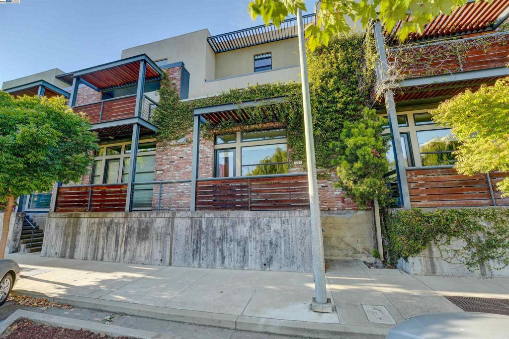 EMERYVILLE - Residential