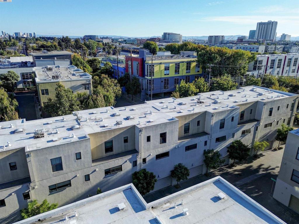 EMERYVILLE - Residential