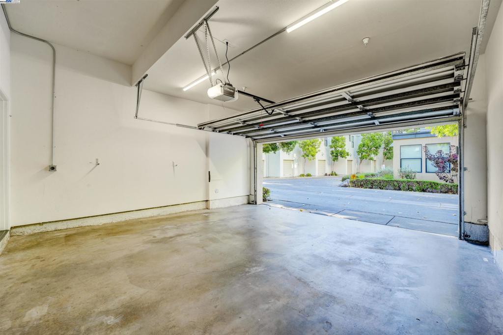 EMERYVILLE - Residential