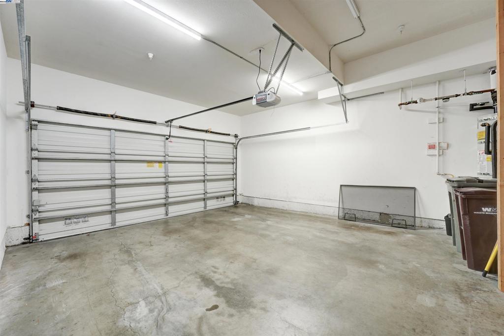 EMERYVILLE - Residential