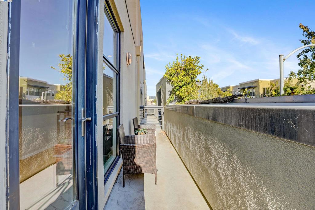 EMERYVILLE - Residential