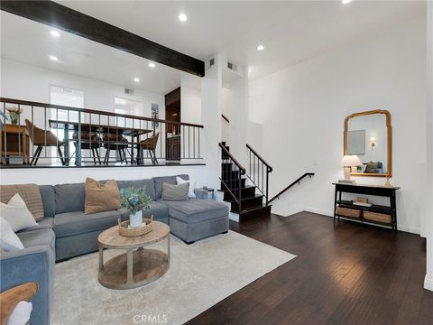 Photo of 11806 Moorpark St #C, Studio City, CA 91604 (MLS # SR26047848)